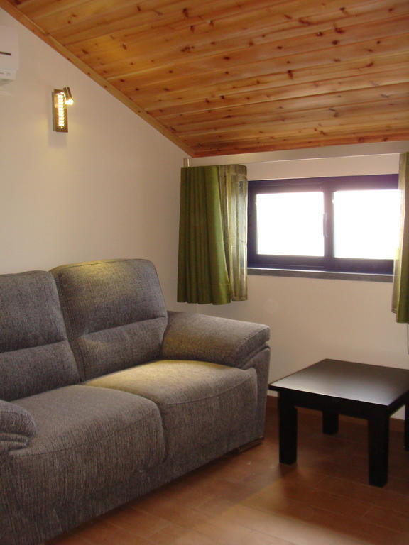 Apartamentos Kosmos Horta  Ruang foto