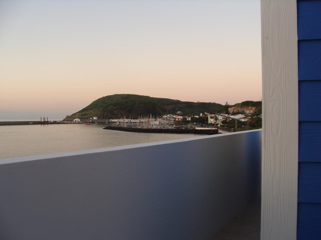 Apartamentos Kosmos Horta  Bagian luar foto